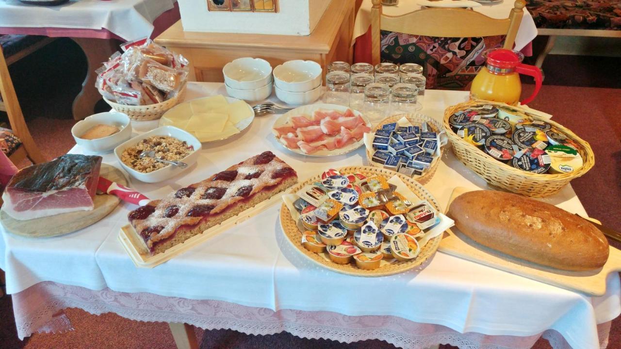 コルヴァーラ・イン・バディーア Garni Gabrieli Bed & Breakfast エクステリア 写真