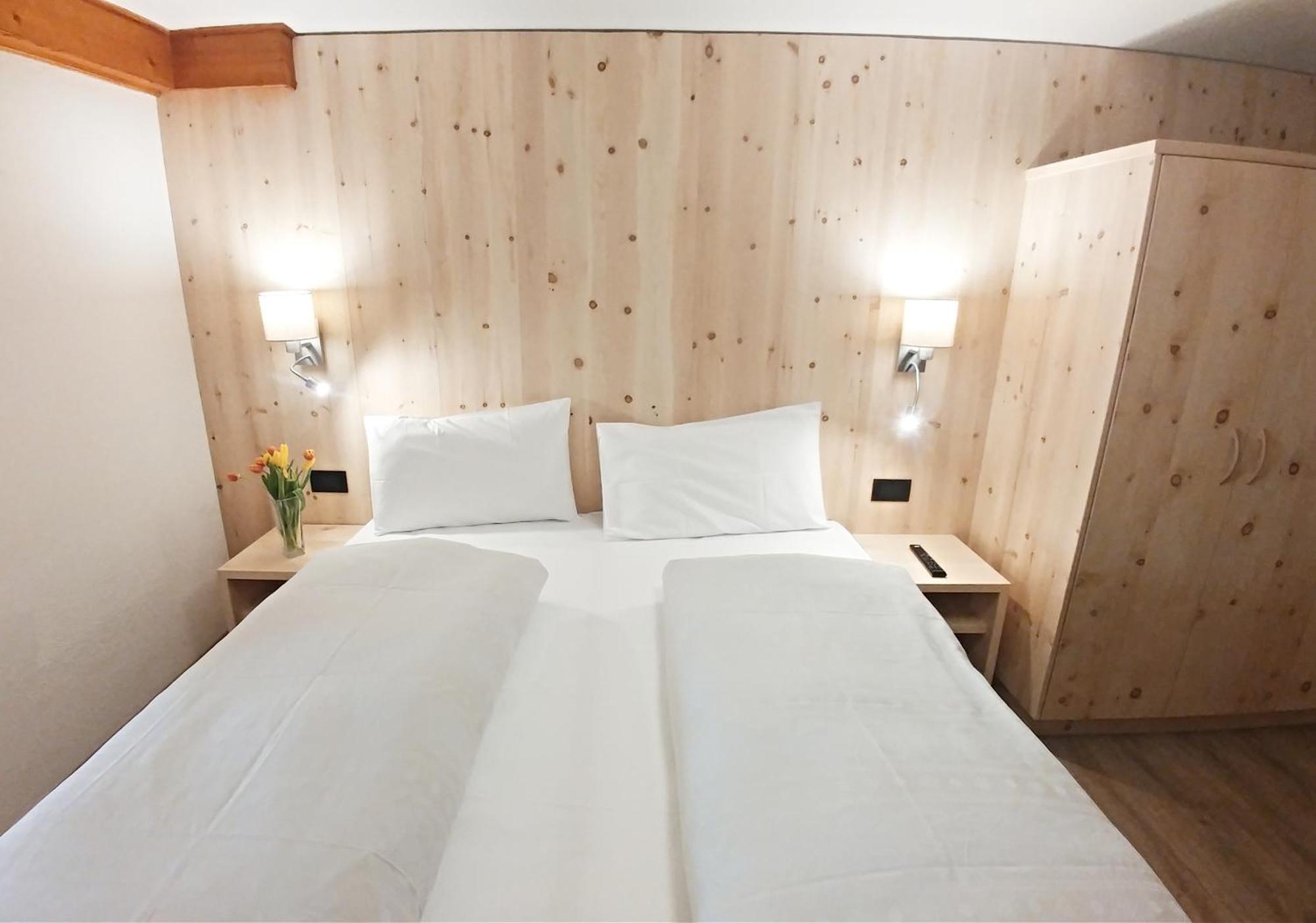 コルヴァーラ・イン・バディーア Garni Gabrieli Bed & Breakfast 部屋 写真
